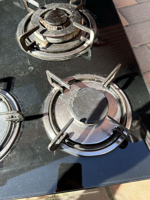 Продам газовую плиту