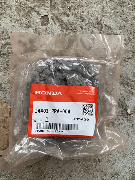 Оригинални верига и обтегач за Honda Accord 2.4 K24A