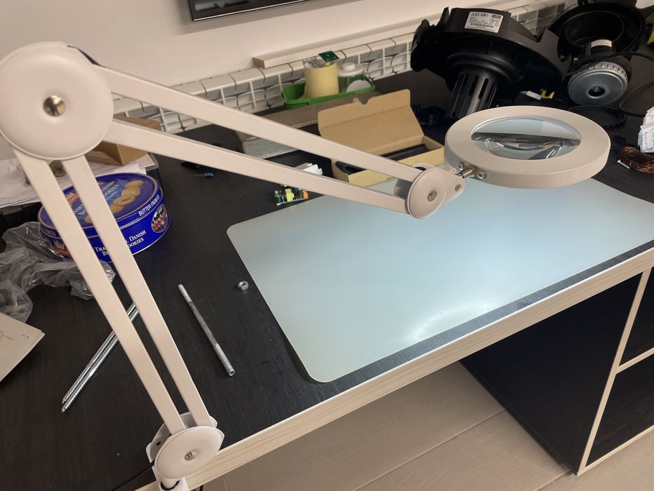 Lampa LED / cosmetica cu lupa