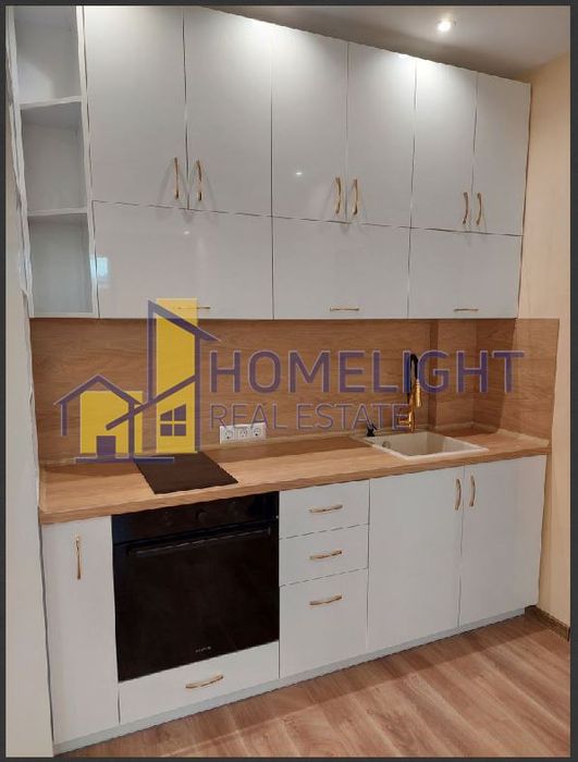 Продава се Тристаен апартамент в София, Център - 70 кв.м за 4000 €/кв.м - Снимка #1