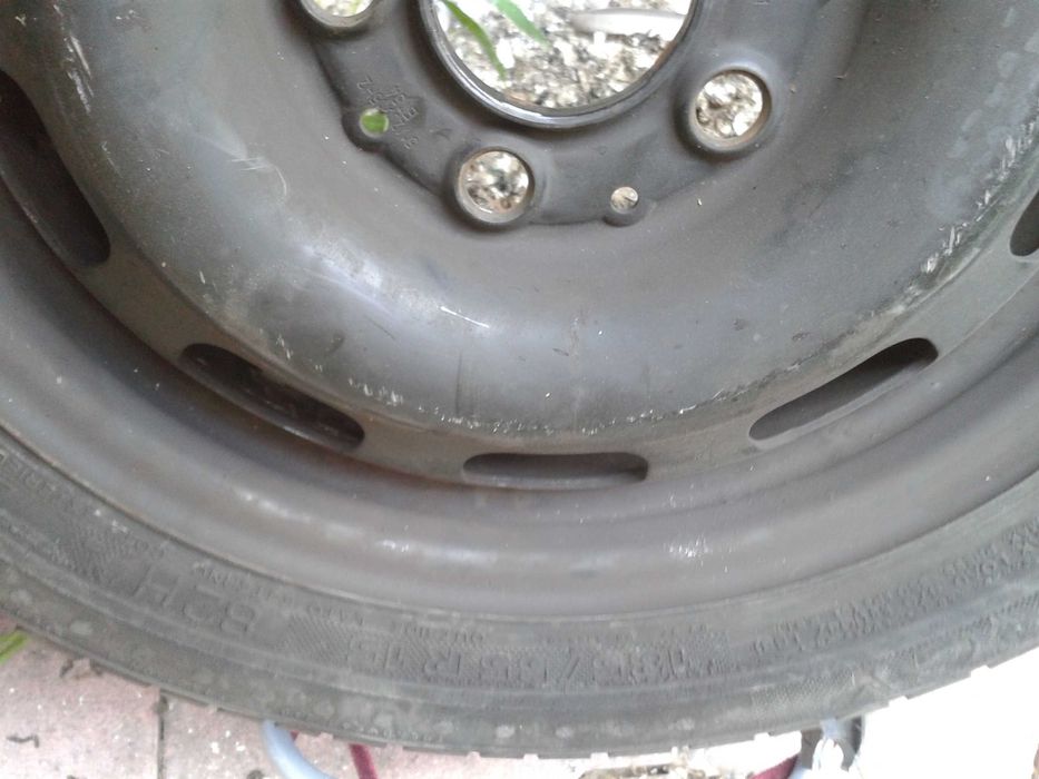 Продавам 2 гуми MICHELINE ENERGY и Goodyear 185/175х55/65х15