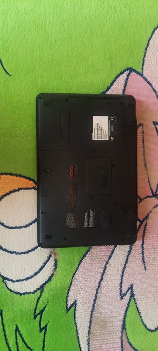 Офисный ноутбук Toshiba A665-S6070