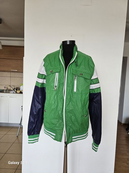 Geaca Man .Zara marimea M .35 lei