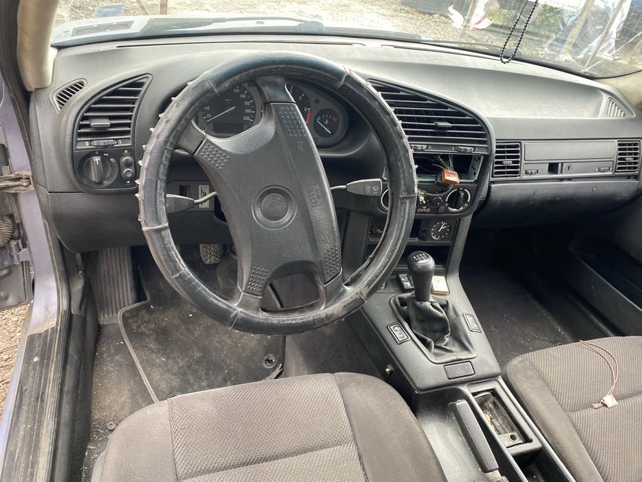bmw e36 318i 1994 на части