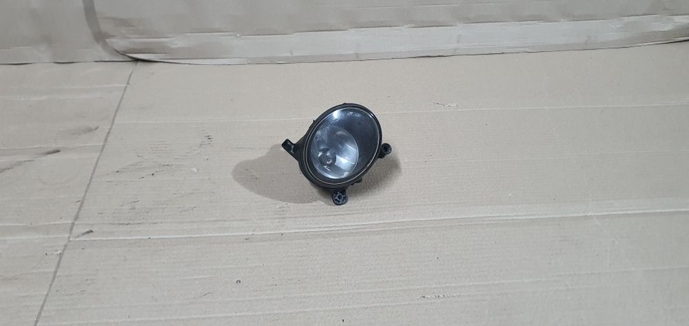 Proiector ceata dreapta audi a4 b8 2008-2012