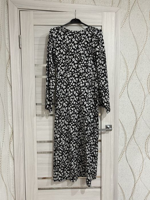 Платья женские новые