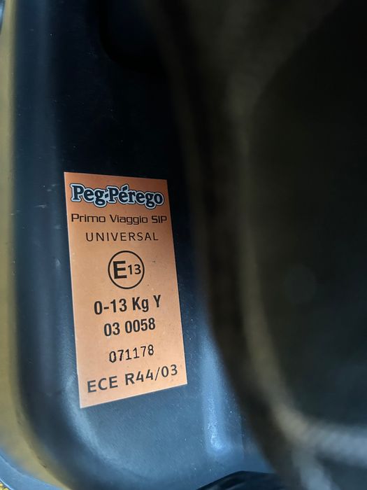 Mamas and Papas бебешко столче за кола