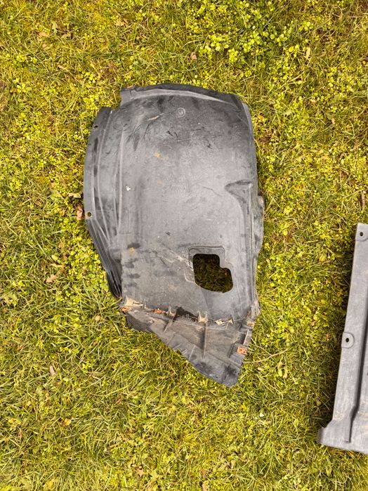 BMW E82 m packet задна броня  кора двигател и подкалник