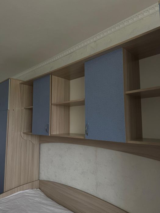 Продам детский гарнитур с кроватью