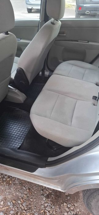 Продавам кола Mazda  2