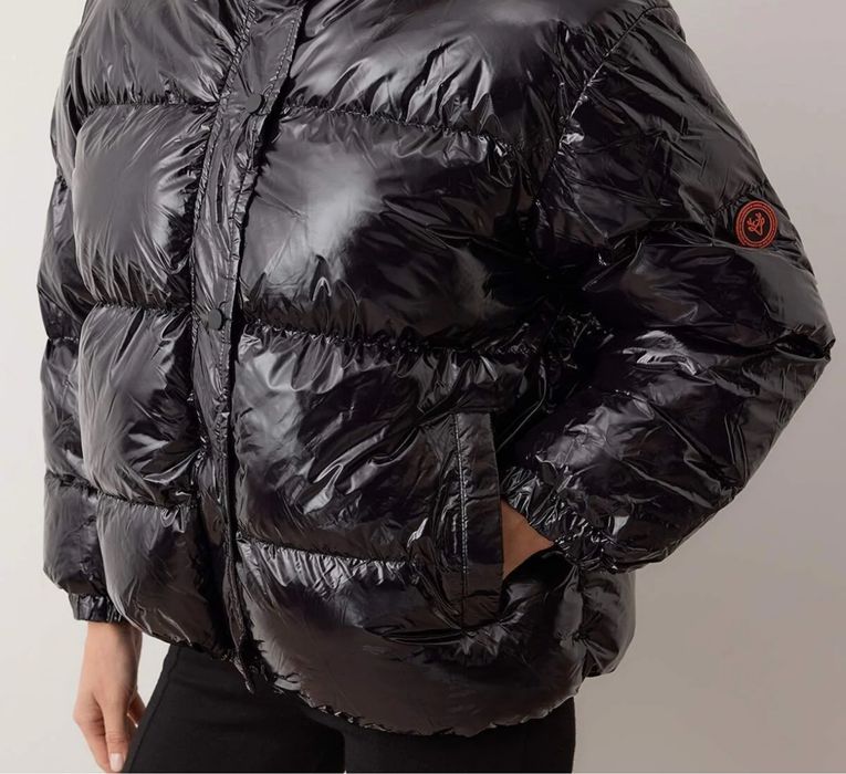 Лачено дамско яке