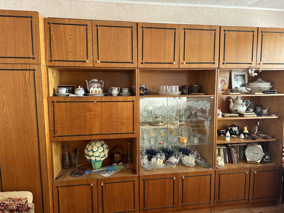 ПРОДАМ Стенку! В хорошем состоянии