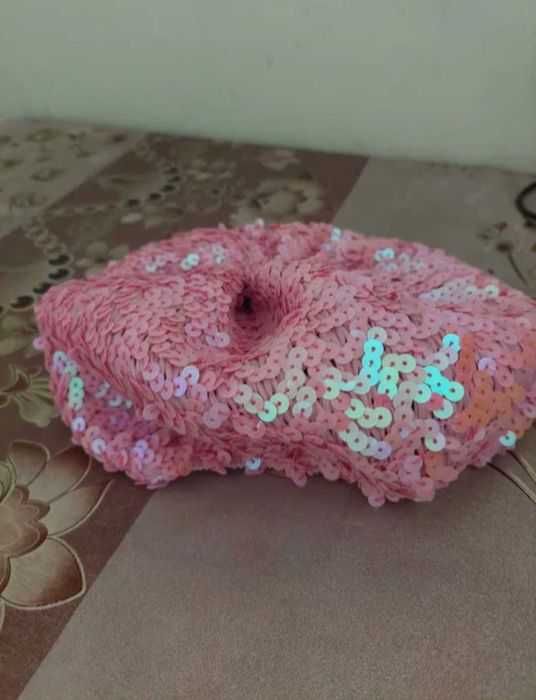 Beretă chic cu paiete