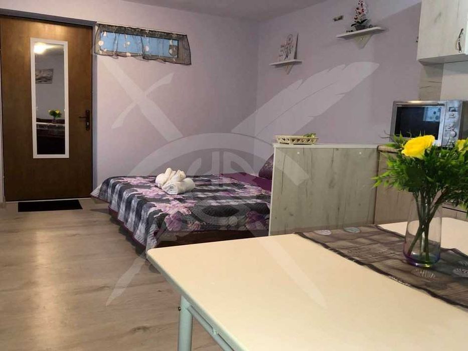 Дава се под наем Едностаен апартамент в Варна, Спортна зала - 25 кв.м за 300 € - Снимка #3