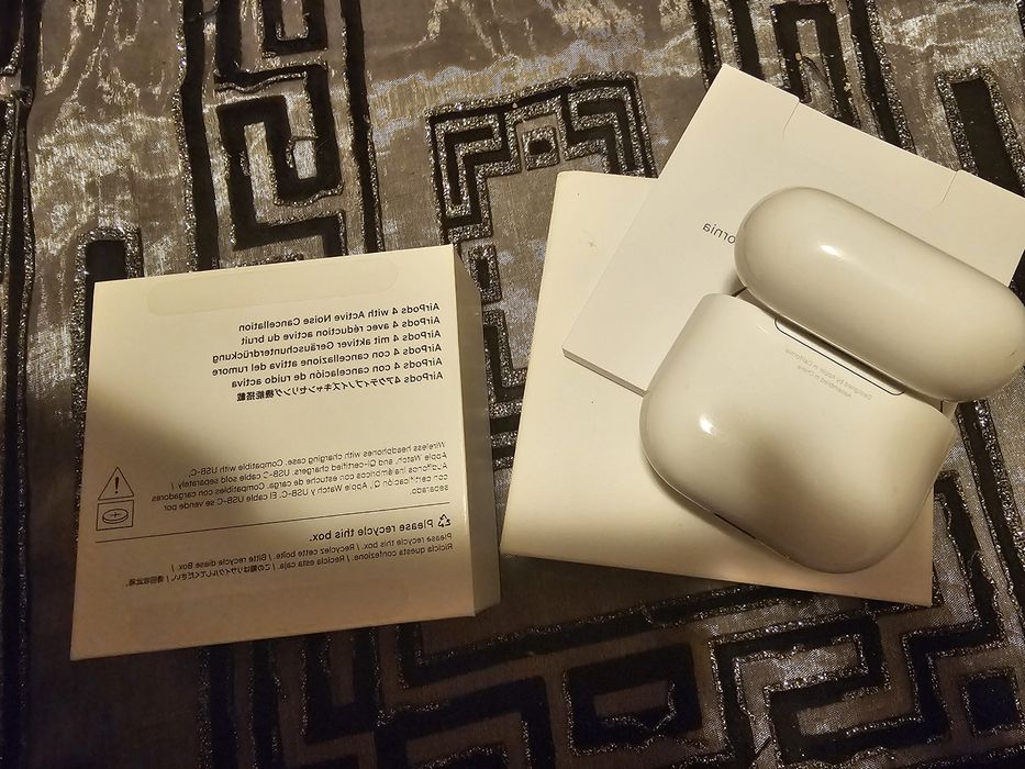 Vand Ipods originale