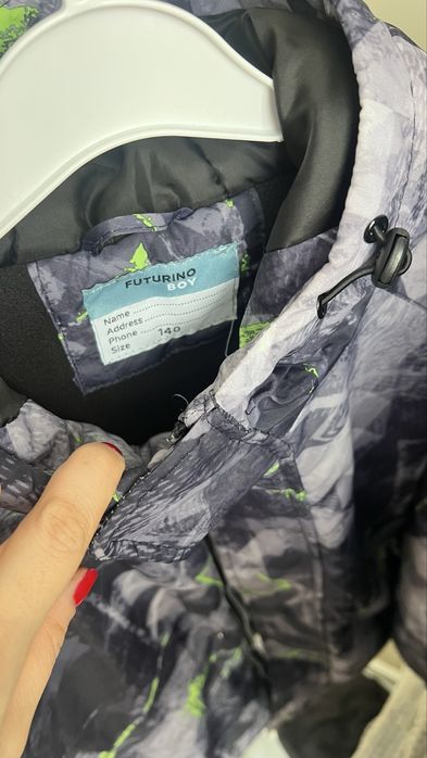 Продам куртку на мальчика