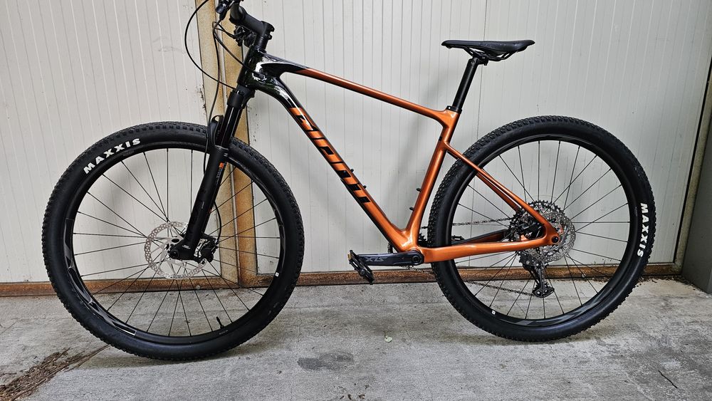 29" Giant xtc carbon