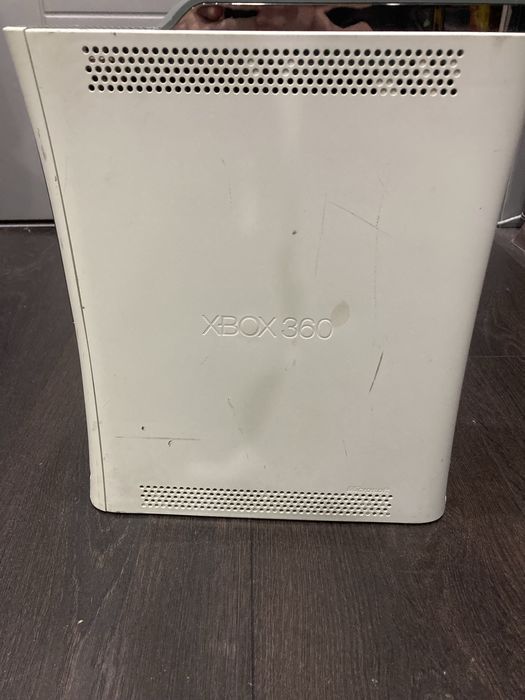 Xbox 360 без контролер