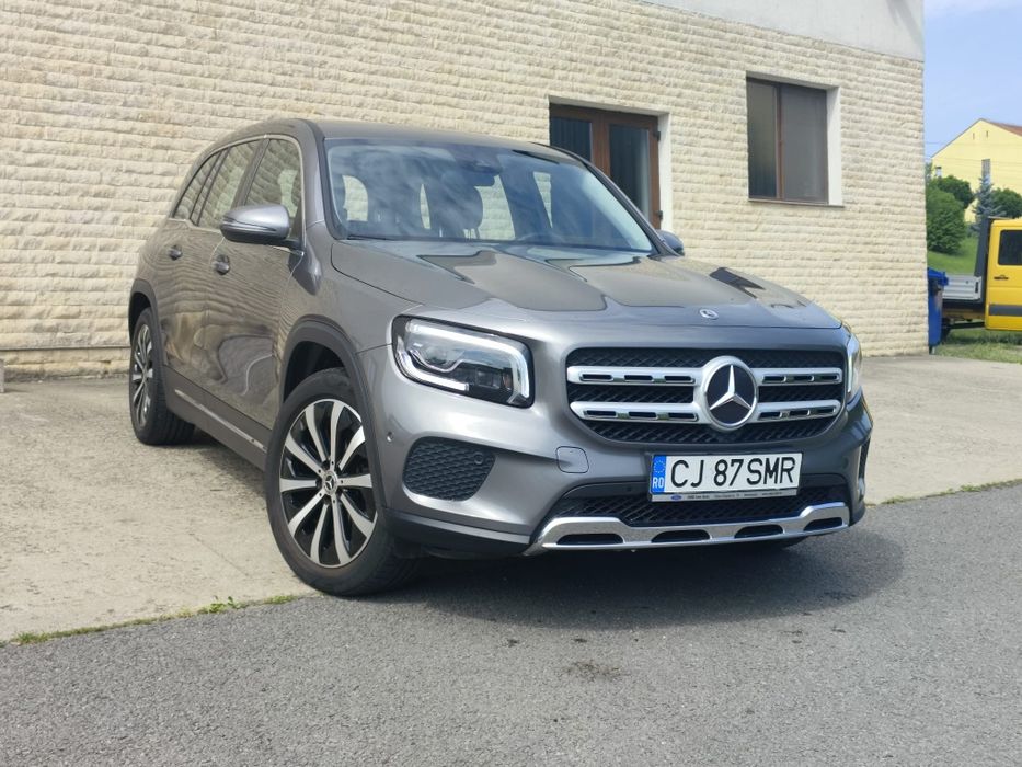 MERCEDES-BENZ GLB 2023