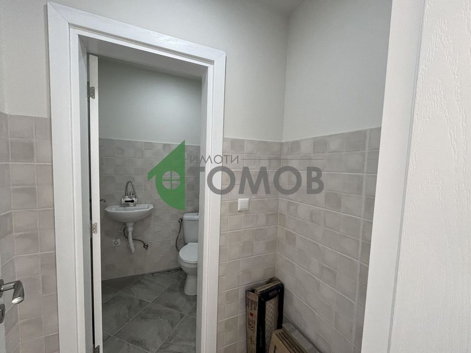Продава се Офис в Шумен, Център - 50 кв.м за 1280 €/кв.м - Снимка #2