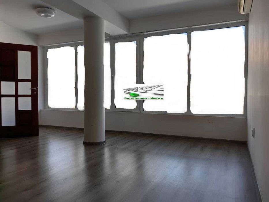 Офис в гр.Пловдив  - кв. Христо Смирненски!