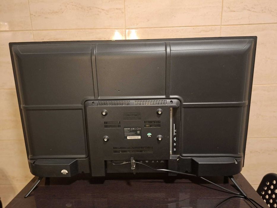 Televizor LED Star-Light 100 cm Full HD –bun ca monitor–HDMI–imagine