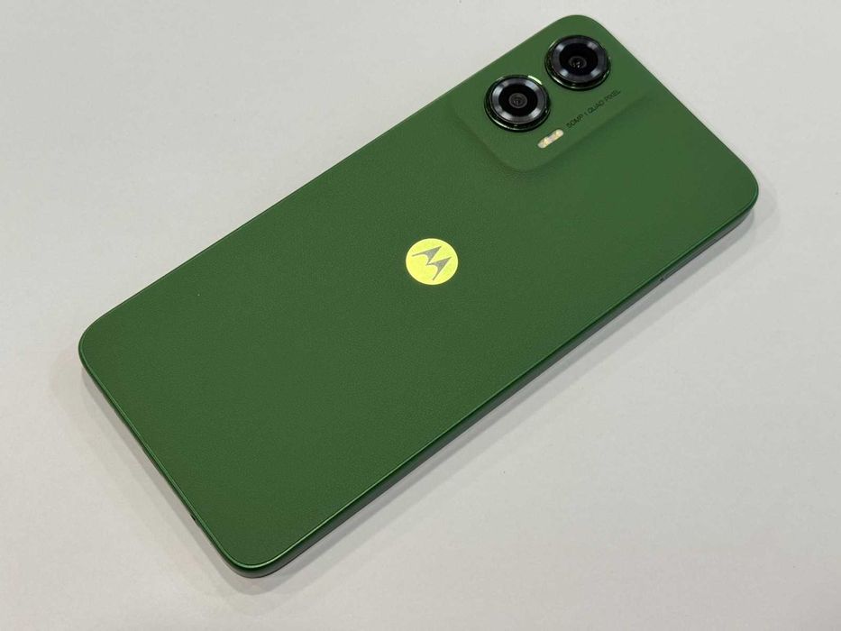 Motorola G54 – 256GB / 4GB RAM