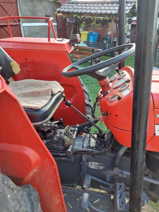 Tractor Massey Fergunson