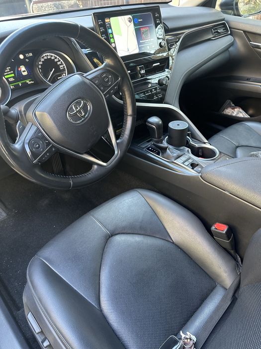 Toyota Camry  Executive Hybrid 2021 84000km Garantie 2031