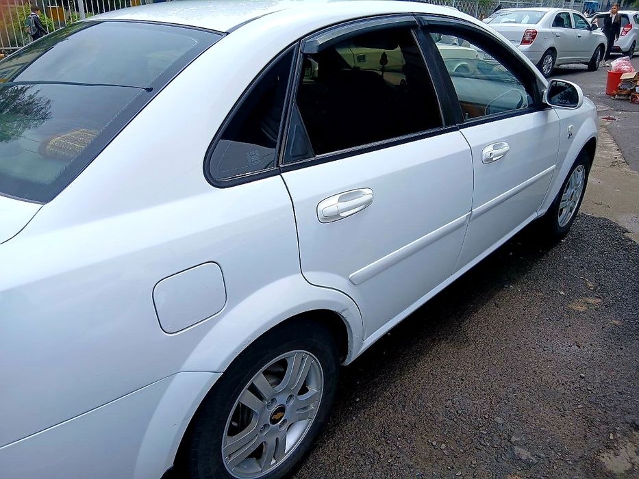 Chevrolet Lacetti / Gentra 2009 — 4