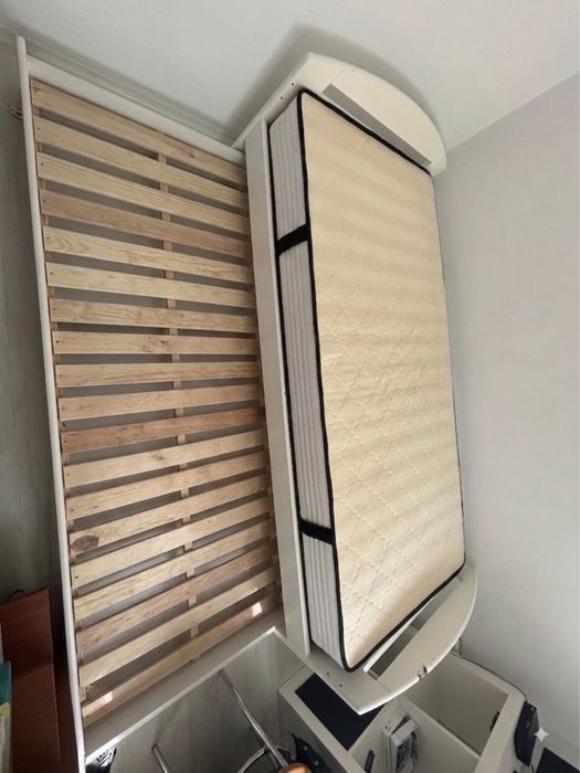 Vand pat lemn masiv 90X200 m cu saltea