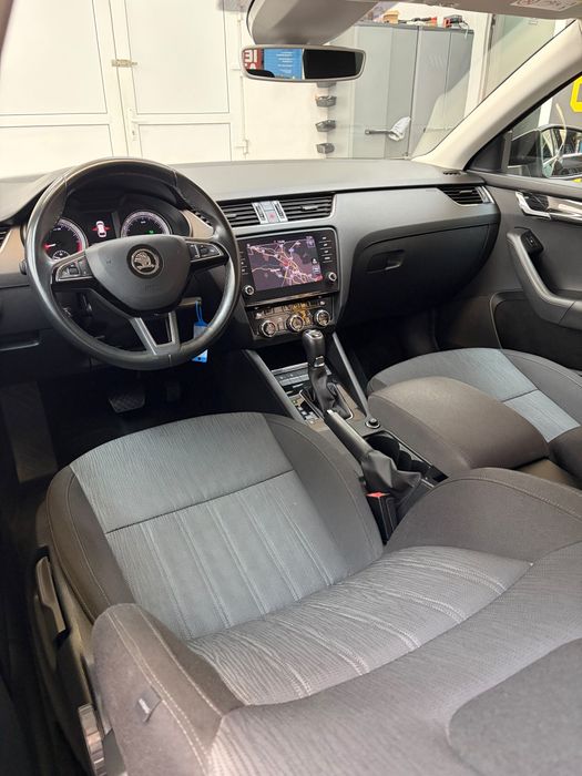 SKODA OCTAVIA BREAK | 2018-10 | Gps | Navi | Faruri Led |

12.950 €
(TVA nedeductibil)