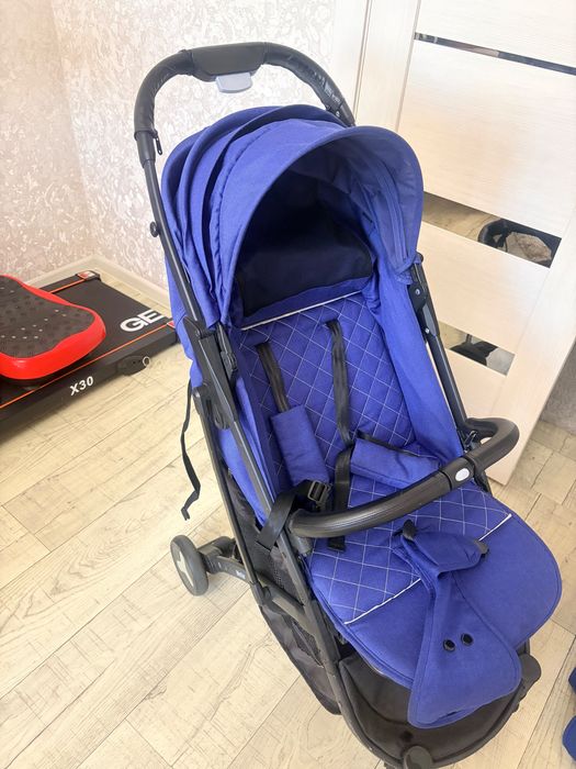 Продам детскую коляску