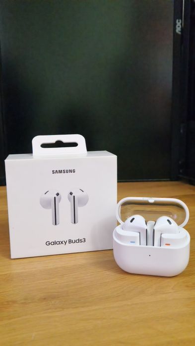 Samsung Galaxy Buds 3 - Слушалки