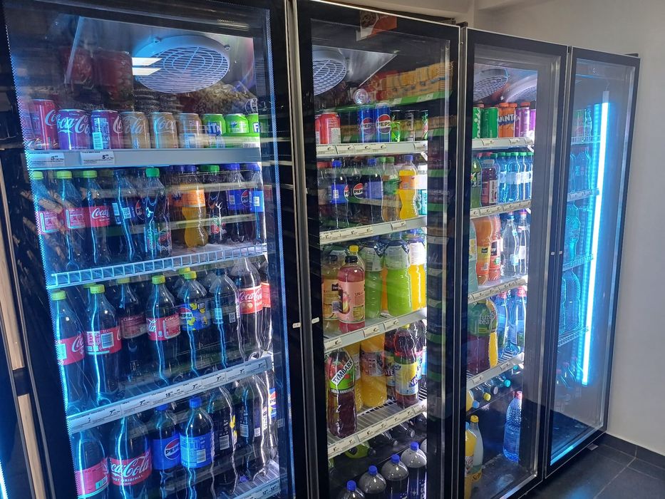 Vânzare vitrine frigorifice