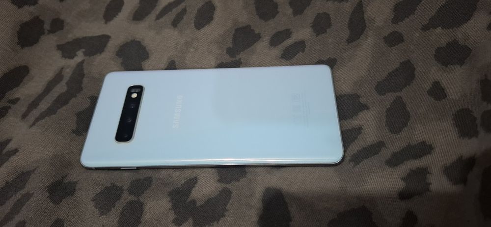 Samsung Galaxy S10+