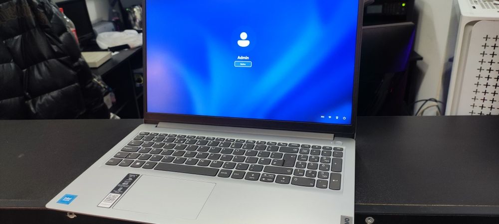 Lenovo IdeaPad 1 15IJL7 15.6"FHD, Celeron N4500, 8ГБ,SSD 256gb