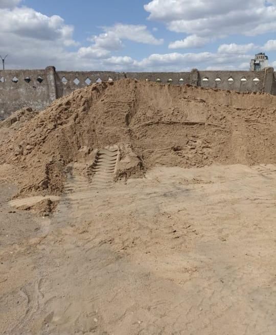 Продаю песок щебень отсев.