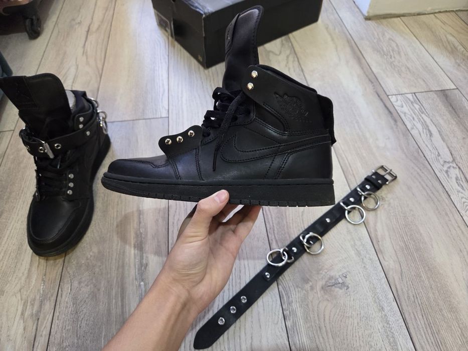 Air jordan x comme des garcons
