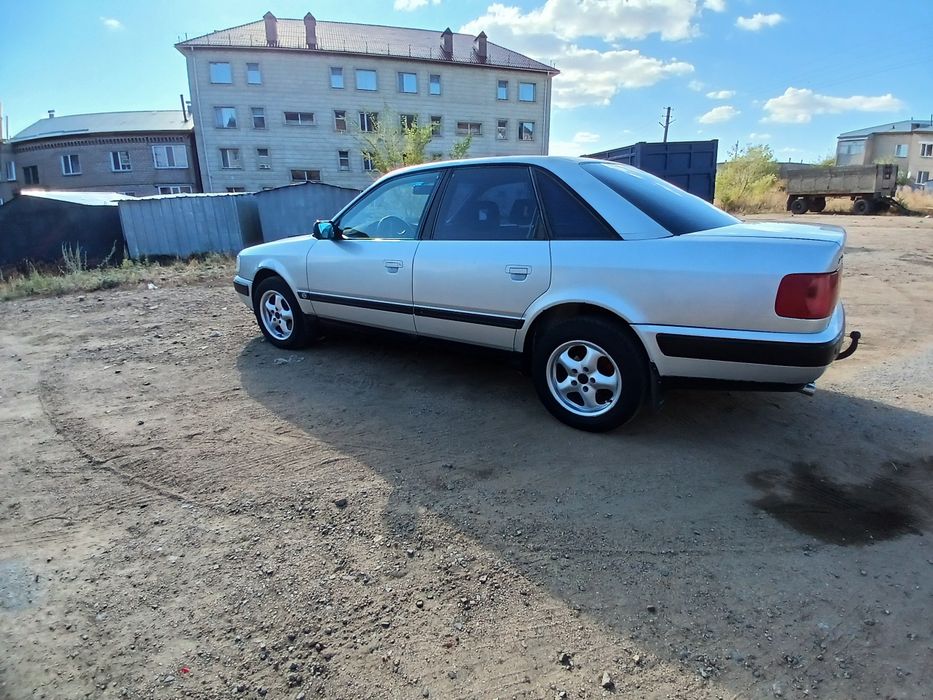 Продам ауди 100 ц4