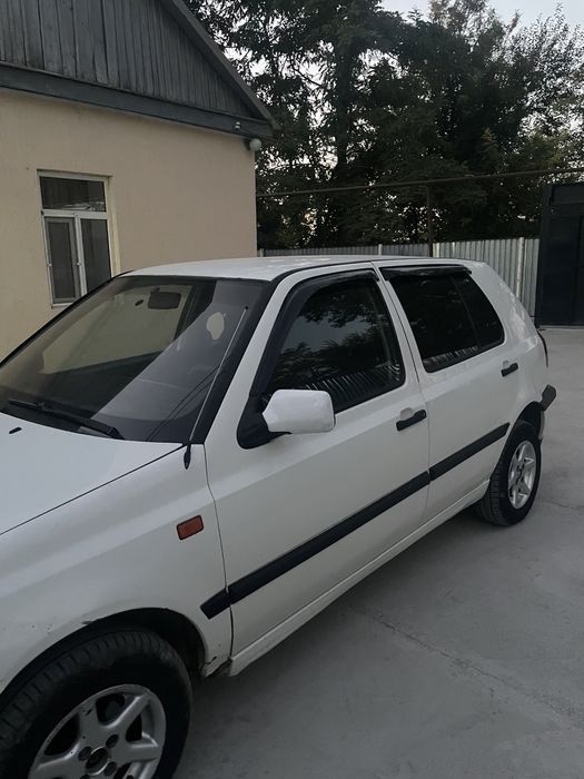 гольф 3 белый продается срочно