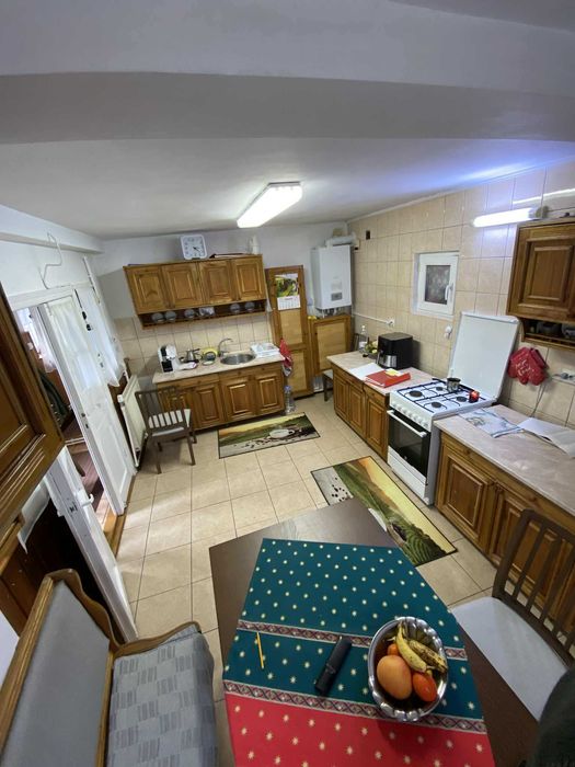 Casa 6 camere Central 208 MP