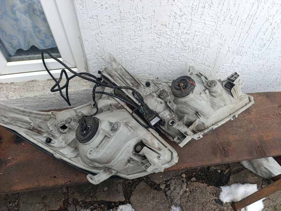 Продам фары на Прадо 120