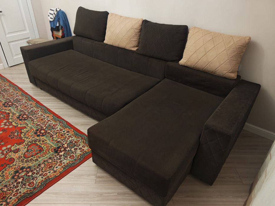 Продам диван в отличном состоянии