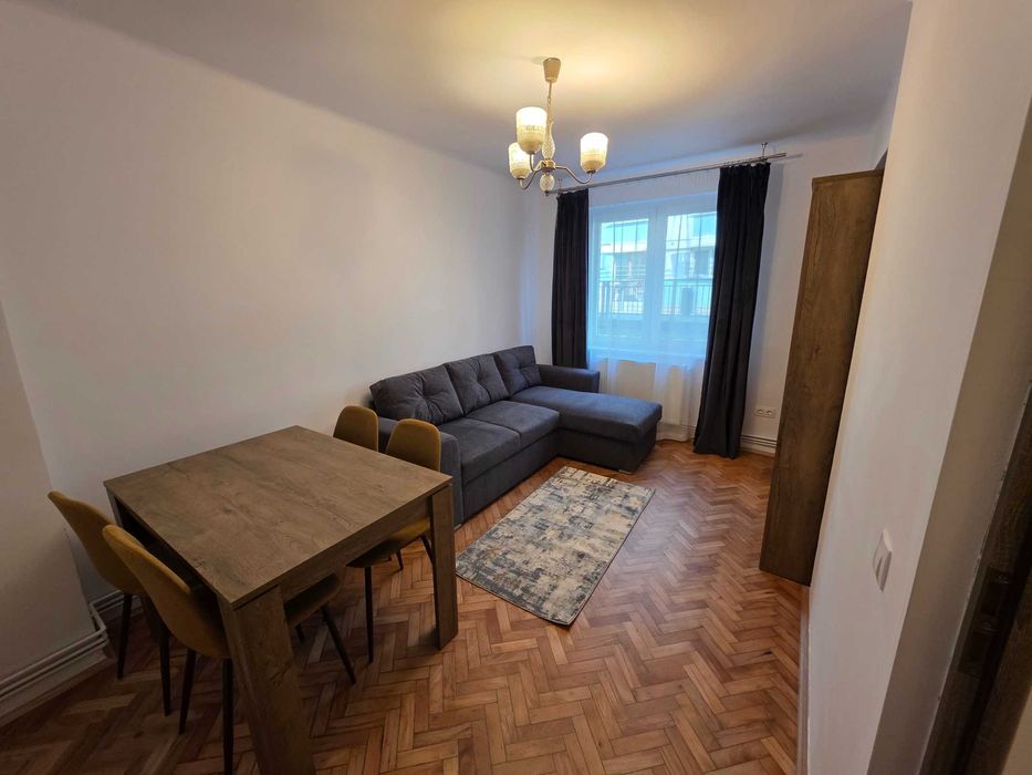 Inchiriez apartament cu 2 camere P-ta M. Viteazul