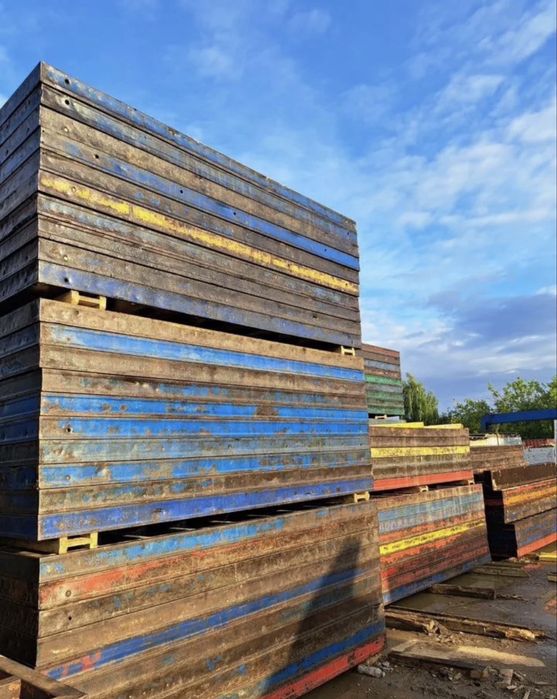 Опалубка крупнощитовая в аренду