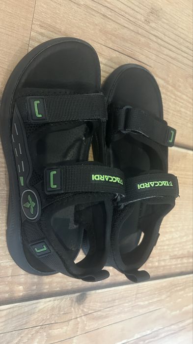 33 размер . Срочно