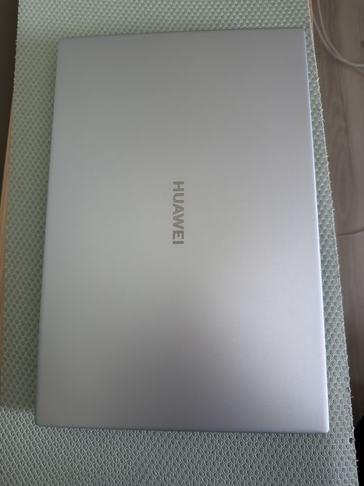 Laptop HUAWEI MateBook D14