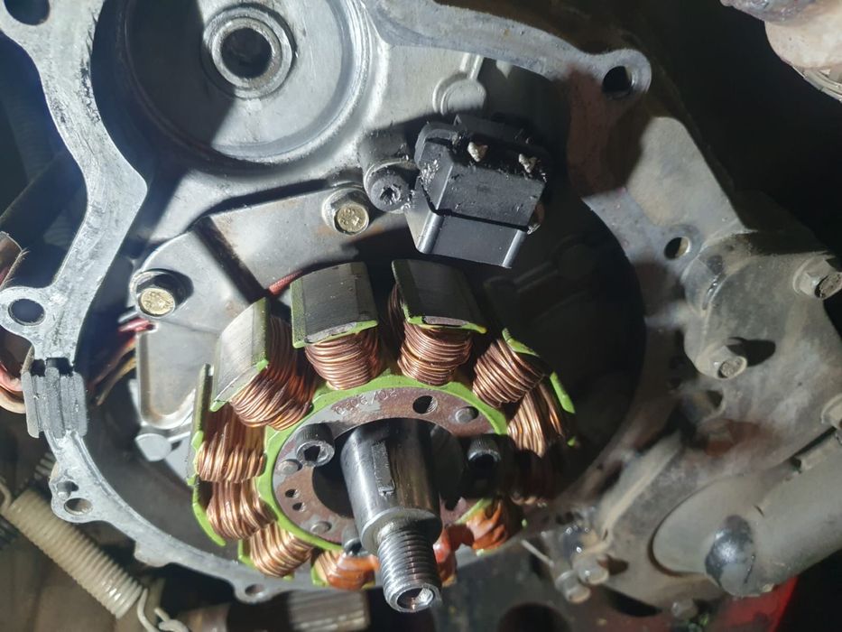 Dezmembrez polaris sportsman 700 si kawasaki 650 750