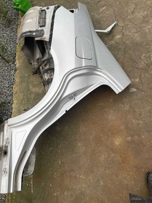 Aripa spate dreapta Mercedes-Benz E-Class W212